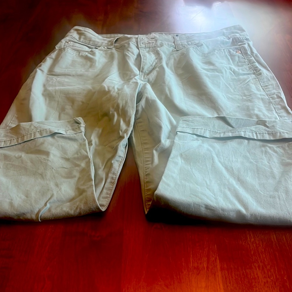 Bandolino Jeans in light Army Green